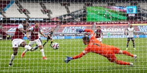 <?php the_title(); ?>