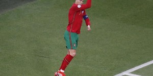 <?php the_title(); ?>