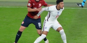 <?php the_title(); ?>