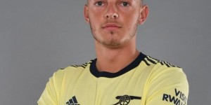 <?php the_title(); ?>