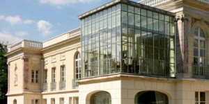 <?php the_title(); ?>