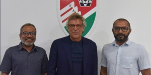 <?php the_title(); ?>