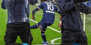 <?php the_title(); ?>