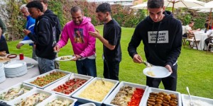 <?php the_title(); ?>