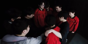 <?php the_title(); ?>