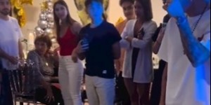 <?php the_title(); ?>