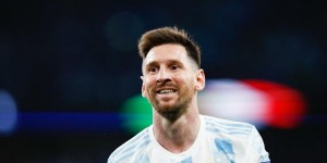 <?php the_title(); ?>