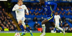 <?php the_title(); ?>