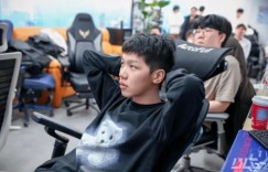 【沙巴娱乐】被一键扫荡了！😭吧友们觉得BLG今天惨败的原因在哪？