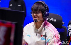 【沙巴娱乐】状态有点太差了！Xun决胜局野区爆炸 三局比赛数据10-15-14