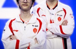 【沙巴娱乐】LPL官方晒ZUIAN和fengyue合照：我剑也未尝不利！