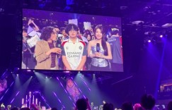 【沙巴娱乐】无畏契约主持唯嘉分享和EDG合影：伦敦就是我们的主场 今天看爽了