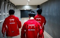 【沙巴娱乐】WE超话怒喷选手：合着你们才是陀螺是吧！就这样区下去吧！