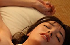 【沙巴娱乐】宮下玲奈(宫下玲奈)作品MIDA-479发布！超可爱继女居然跟男友狂做爱！欧都桑继父只好用肉棒重新教育